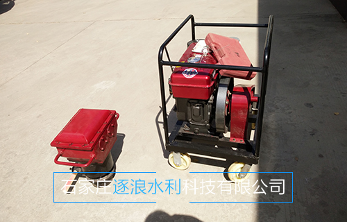 多功能防汛植樁機(jī)哪家好？逐浪牌打樁機(jī)品質(zhì)可靠